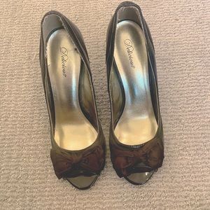 Delicious 4” Brown High Heels